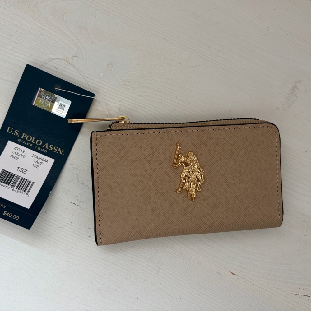 U.S. Polo Assn. Card Holder & Key Holder Set Beige Wallet with Gold Chain